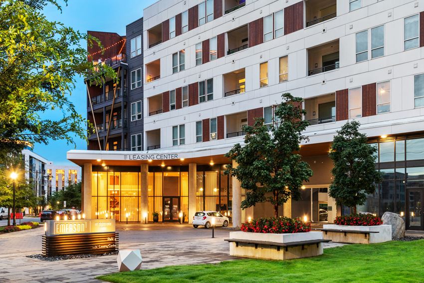 Emerson At Montford Park Apartments, 1520 Mockingbird Ln, Charlotte, NC